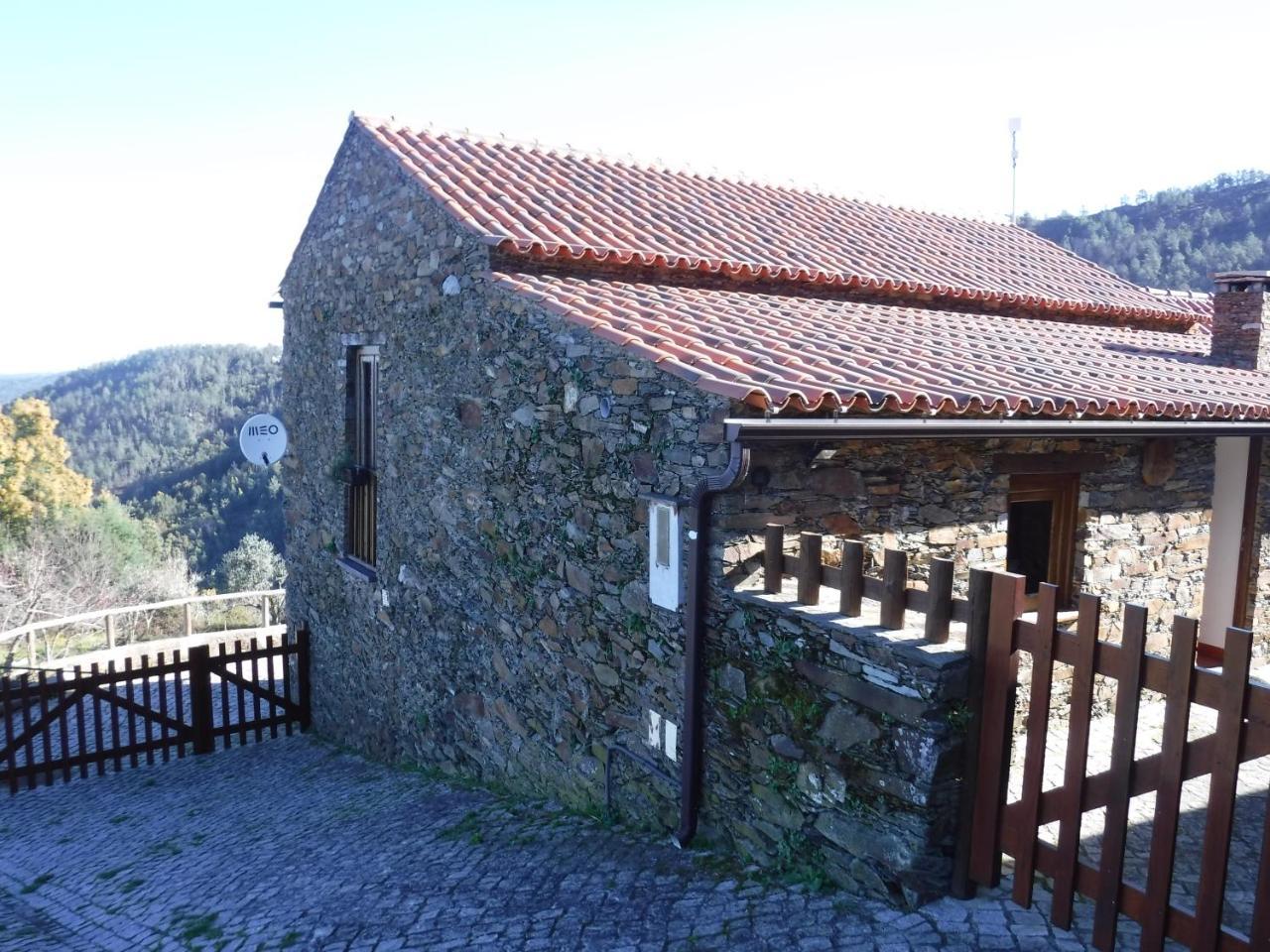 בית הארחה Góis 	Casa Da Comareira מראה חיצוני תמונה